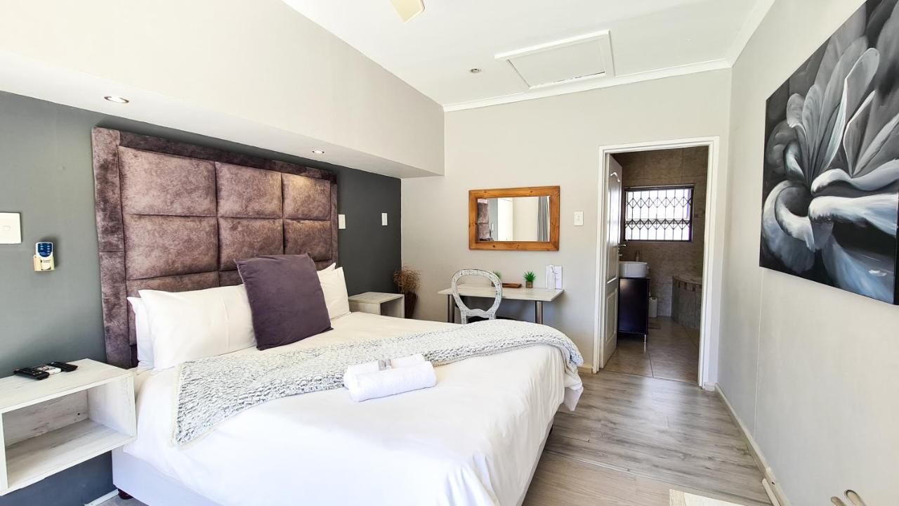 Lido Living Bed & Breakfast East London Ngoại thất bức ảnh