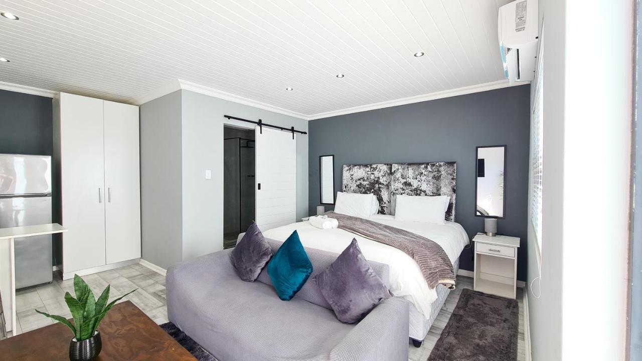 Lido Living Bed & Breakfast East London Ngoại thất bức ảnh